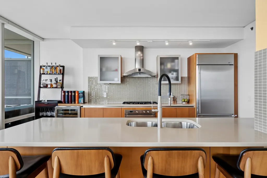 340 East Randolph Street Chicago IL 60601