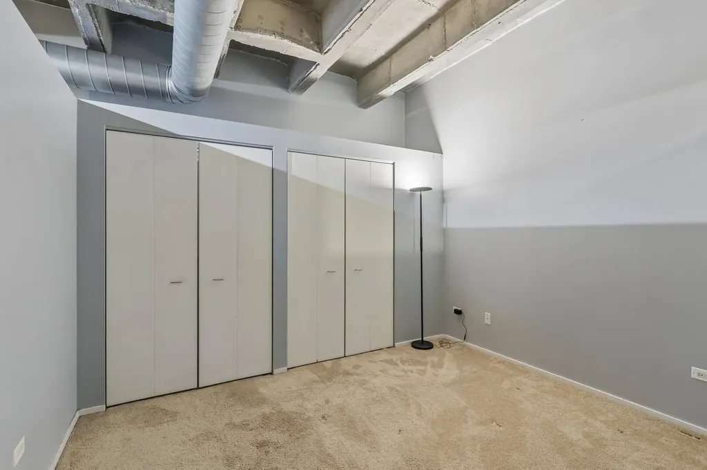 5200 South Ellis Avenue Chicago IL 60615