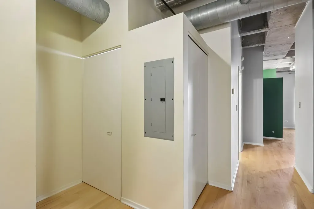 5200 South Ellis Avenue Chicago IL 60615