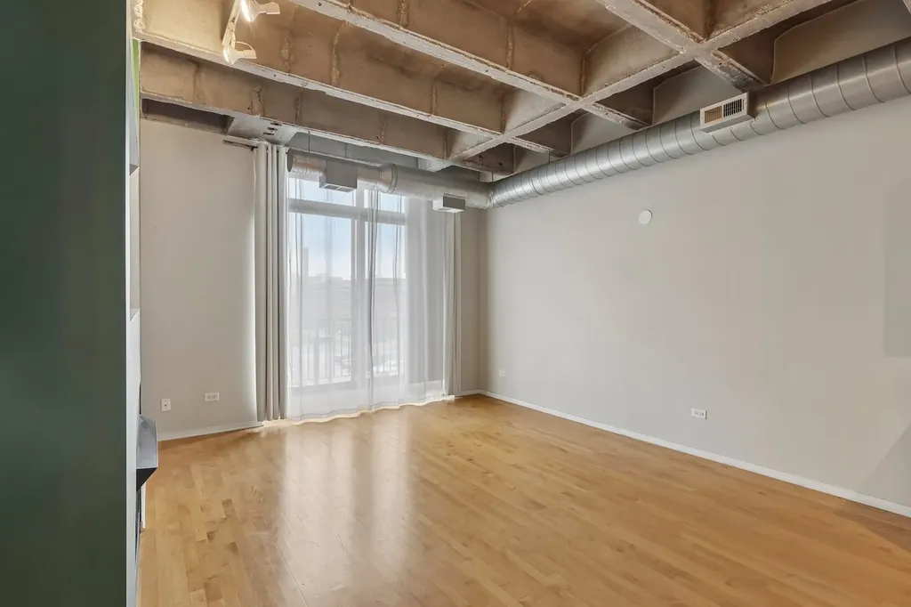 5200 South Ellis Avenue Chicago IL 60615