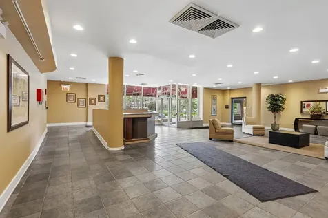 5200 South Ellis Avenue Chicago IL 60615