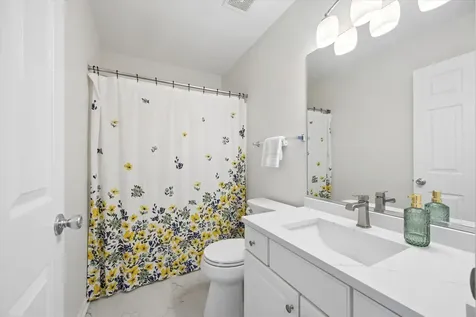121 South Barton Trail Batavia IL 60510