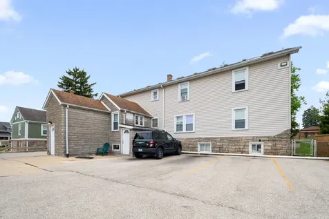 607 Walnut Street Lemont IL 60439