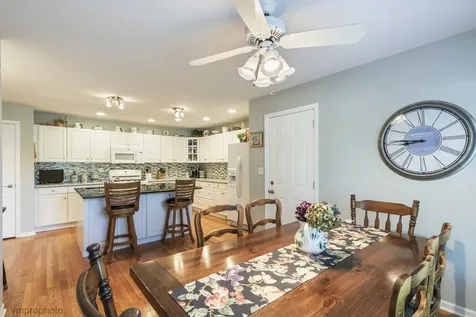 1916 West Ashbury Lane Inverness IL 60067