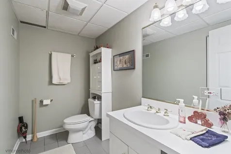 1916 West Ashbury Lane Inverness IL 60067