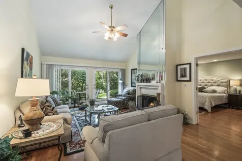1916 West Ashbury Lane Inverness IL 60067