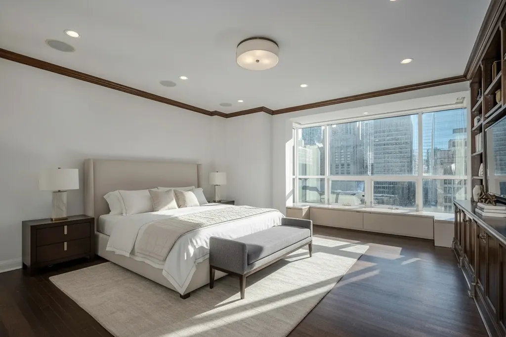 270 East Pearson Street Chicago IL 60611