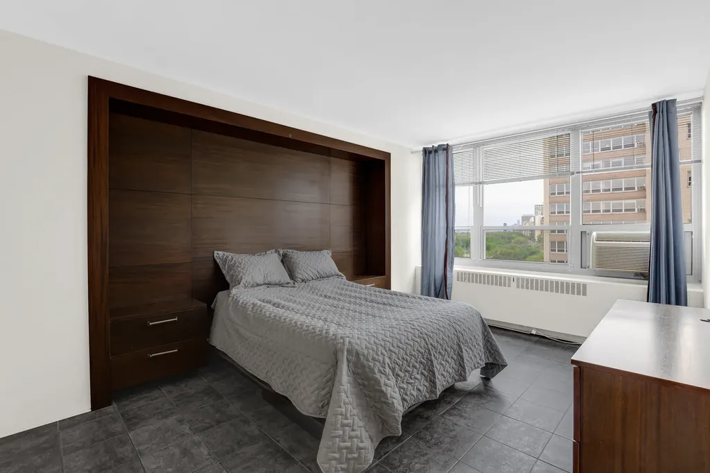 3950 North Lake Shore Drive Chicago IL 60613