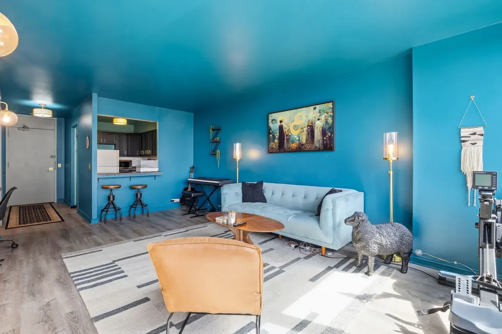 1560 North Sandburg Terrace Chicago IL 60610