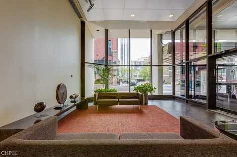 1560 North Sandburg Terrace Chicago IL 60610
