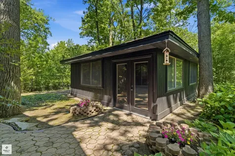 1341 Kenilwood Lane Riverwoods IL 60015