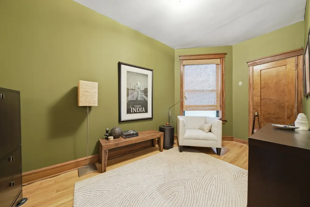 2436 North Albany Avenue Chicago IL 60647