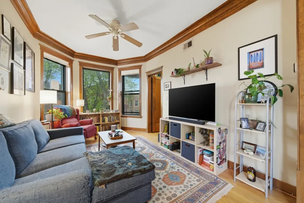 2436 North Albany Avenue Chicago IL 60647