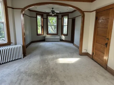 2005 West Greenleaf Avenue Chicago IL 60645