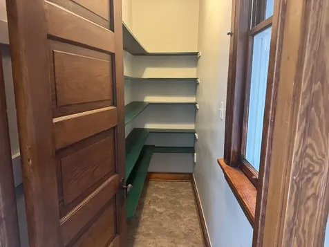 2005 West Greenleaf Avenue Chicago IL 60645