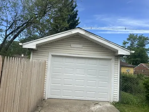 15524 Gouwens Lane South Holland IL 60473
