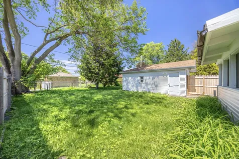 15524 Gouwens Lane South Holland IL 60473