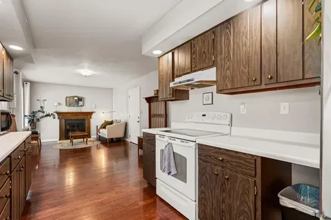 800 Van Buren Street Monticello IL 61856