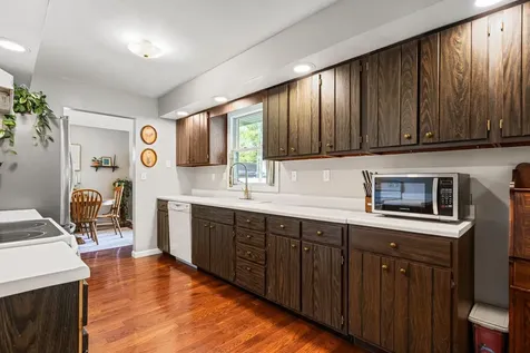 800 Van Buren Street Monticello IL 61856