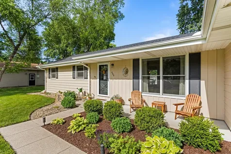 800 Van Buren Street Monticello IL 61856