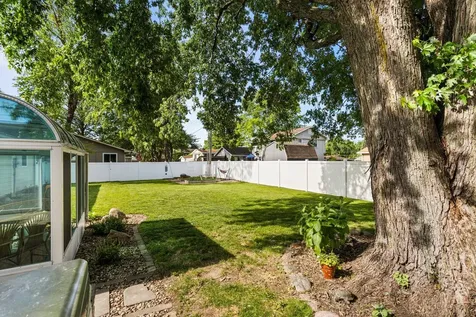 800 Van Buren Street Monticello IL 61856