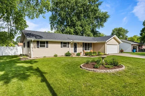 800 Van Buren Street Monticello IL 61856