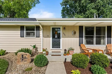 800 Van Buren Street Monticello IL 61856