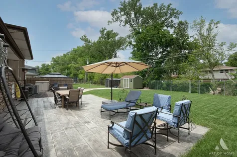 10136 Charles Avenue Palos Hills IL 60465