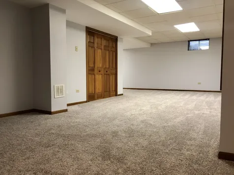 677 Sacramento Court Elgin IL 60123