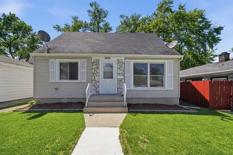 16820 South Crane Avenue Hazel Crest IL 60429