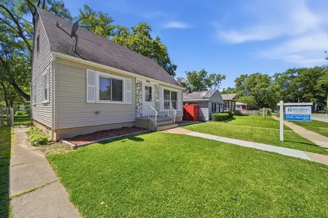 16820 South Crane Avenue Hazel Crest IL 60429