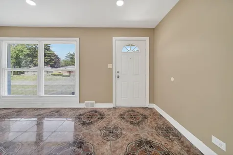 16820 South Crane Avenue Hazel Crest IL 60429