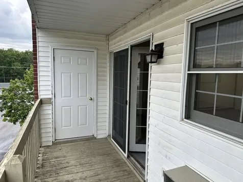 551 Leah Lane Woodstock IL 60098
