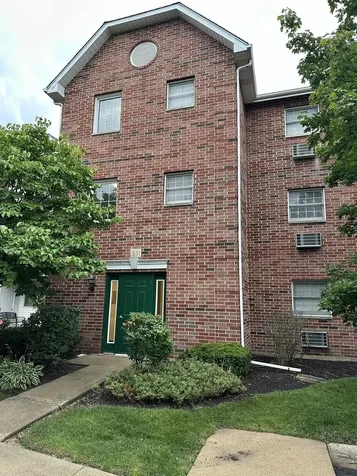 551 Leah Lane Woodstock IL 60098