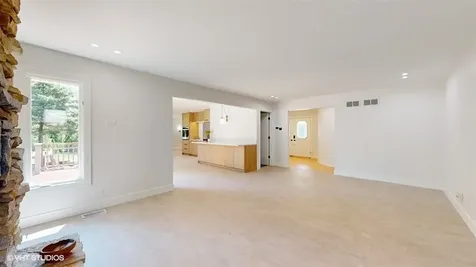 8473 Canterberry Drive Burr Ridge IL 60527