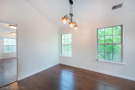 1681 Penny Lane Crystal Lake IL 60014