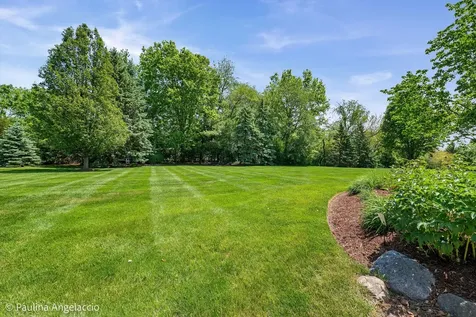 7300 Nighthawk Way Cary IL 60013