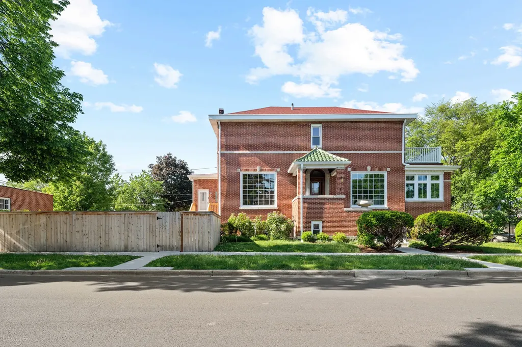5100 North Long Avenue Chicago IL 60630