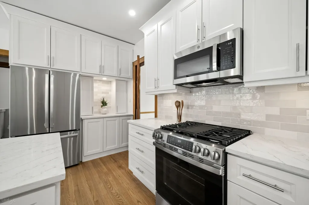 5100 North Long Avenue Chicago IL 60630
