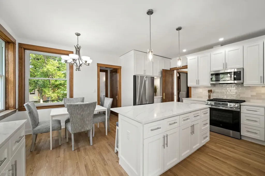 5100 North Long Avenue Chicago IL 60630