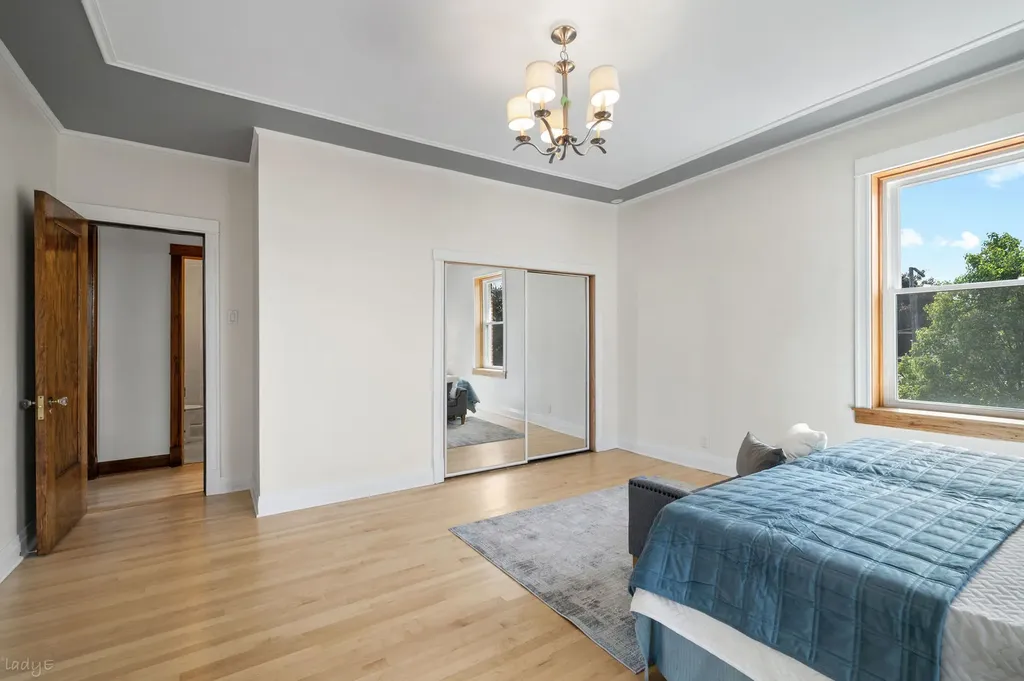 5100 North Long Avenue Chicago IL 60630