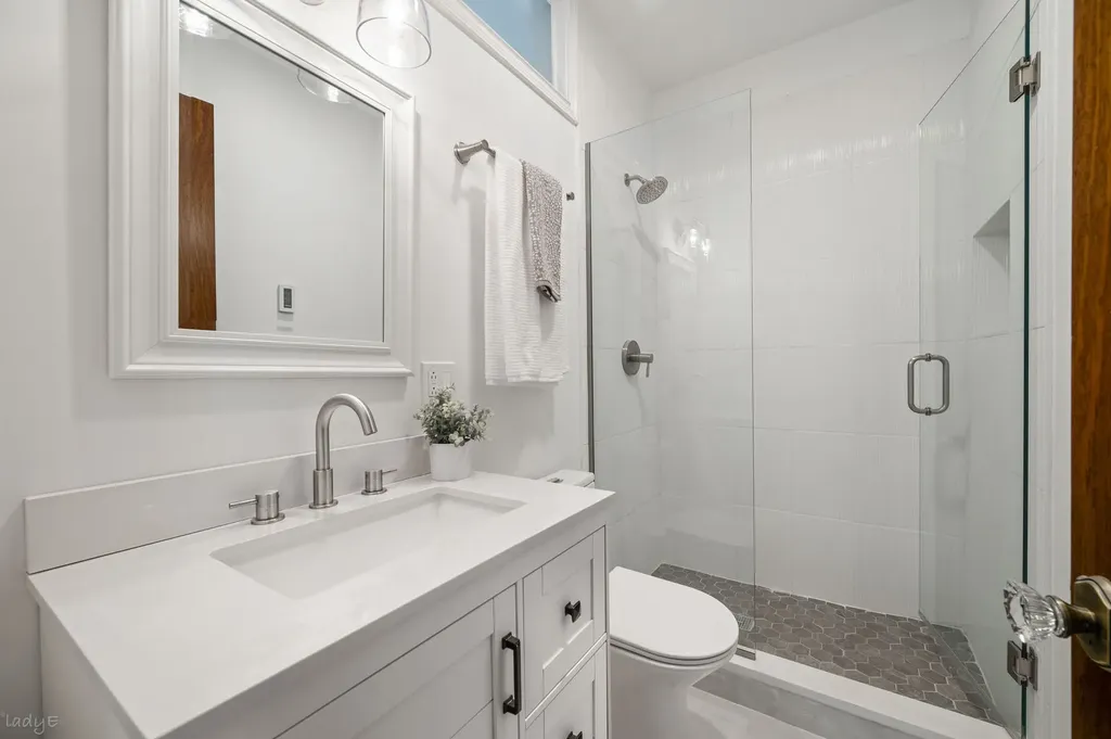 5100 North Long Avenue Chicago IL 60630