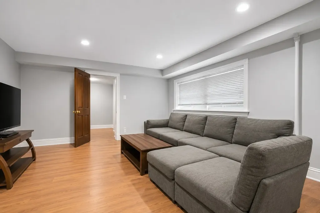 5100 North Long Avenue Chicago IL 60630