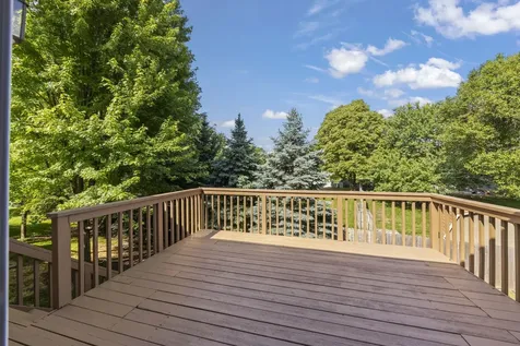 926 Ginger Lane Geneva IL 60134