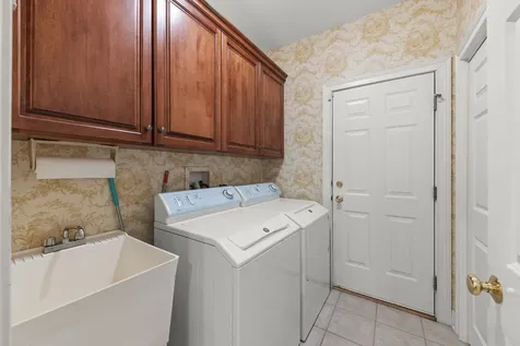 926 Ginger Lane Geneva IL 60134
