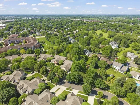 926 Ginger Lane Geneva IL 60134