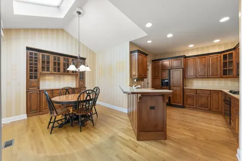 926 Ginger Lane Geneva IL 60134