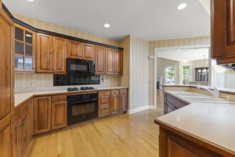 926 Ginger Lane Geneva IL 60134