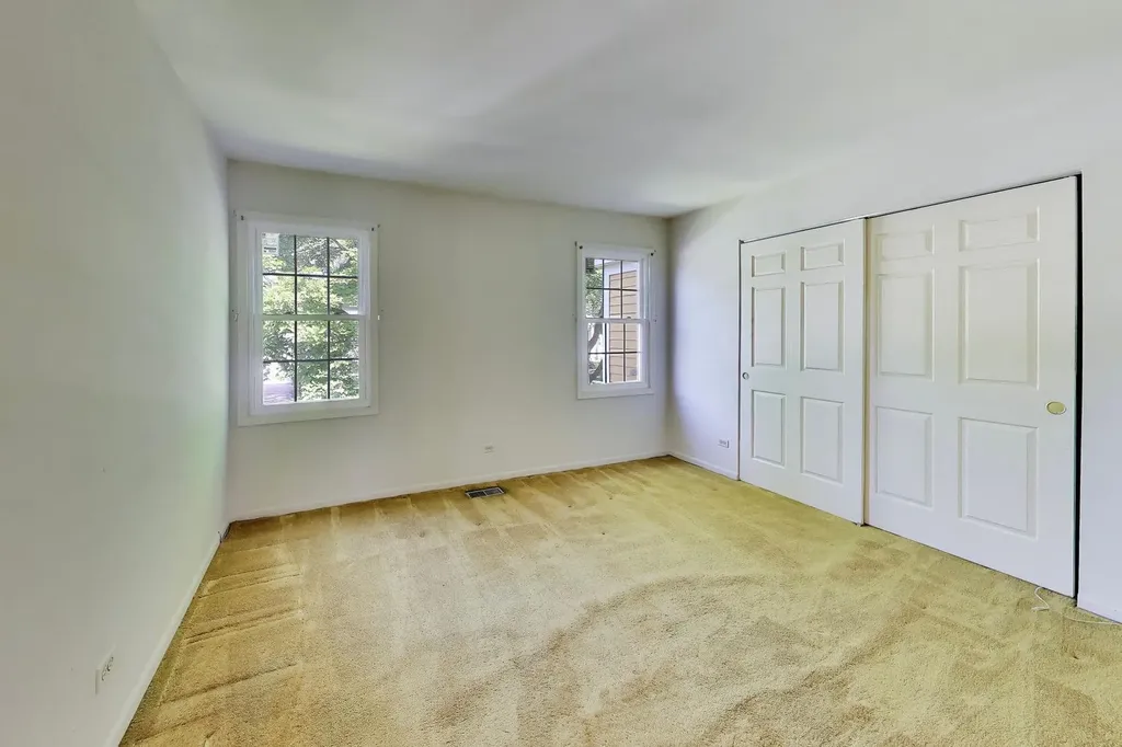 2801 Mill Creek Lane Rolling Meadows IL 60008