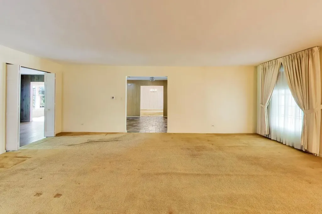 2801 Mill Creek Lane Rolling Meadows IL 60008